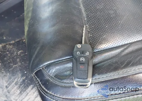 2019 Ford F-250 Lariat z USA, uszkodzony, nr VIN 1FT7W2BT8KED50126